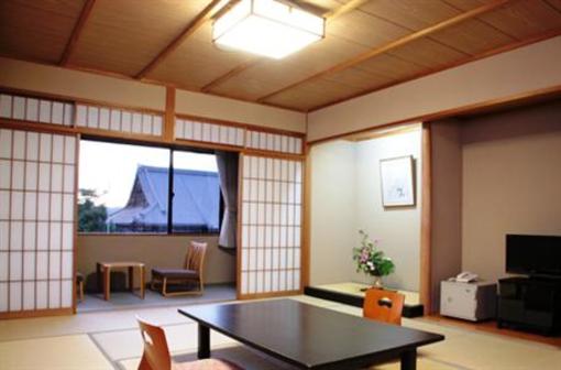 фото отеля Izumiya Ryokan Hotel Kyoto