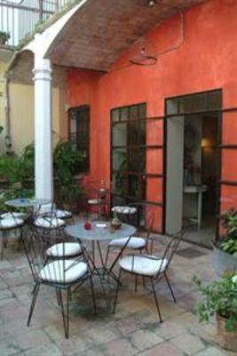 фото отеля Hostal Hanoi