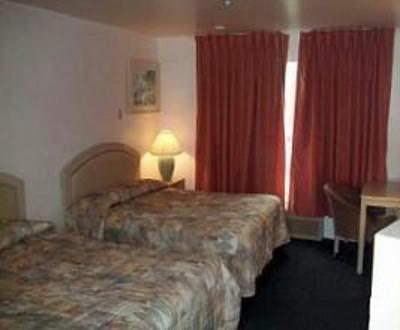 фото отеля Knights Inn Newport