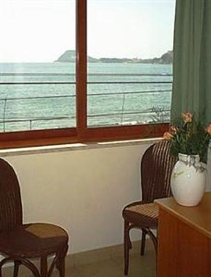 фото отеля Albergo Delle Rose