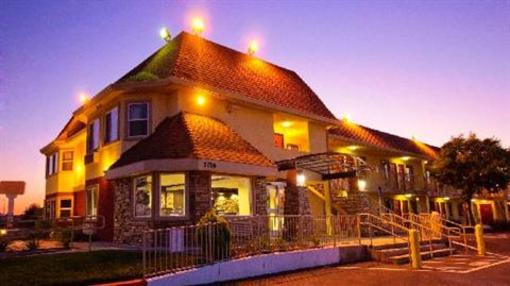 фото отеля Red Roof Inn Sacramento - Elk Grove