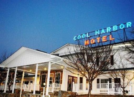фото отеля Cool Harbor Motel