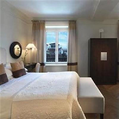 фото отеля Rocco Forte Hotel Savoy
