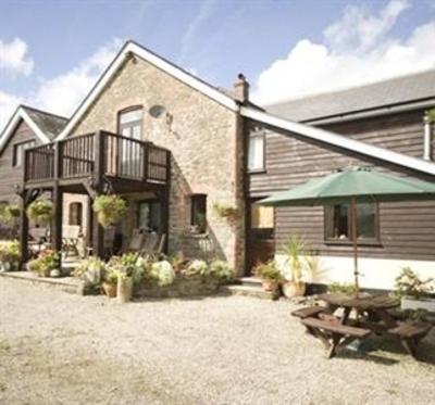 фото отеля Lew Barn Bed & Breakfast Holsworthy