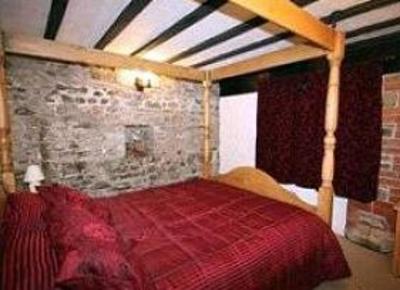 фото отеля Lew Barn Bed & Breakfast Holsworthy