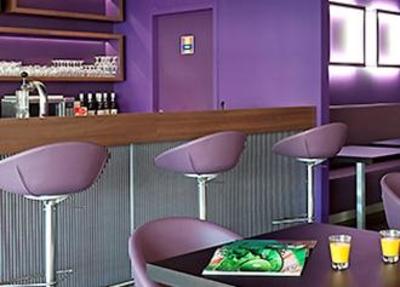 фото отеля Ibis Styles Nimes Gare Centre
