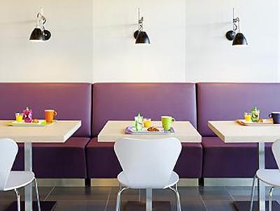 фото отеля Ibis Styles Nimes Gare Centre