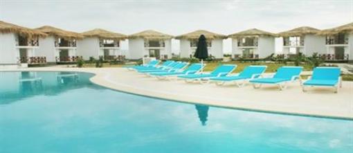 фото отеля Terrazas de Bocapan Beach Resort