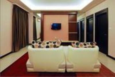 фото отеля Guest House Scarlet Kebon Kawung