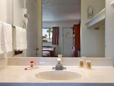 фото отеля Super 8 Fort Pierce