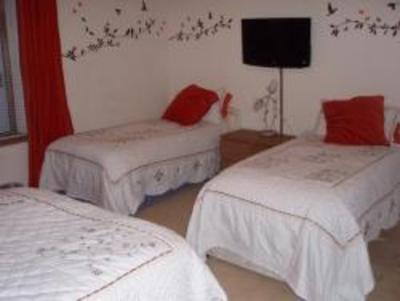 фото отеля Nethermains Lodge