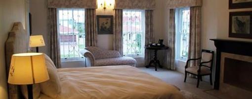фото отеля Ashbourne Manor Bed & Breakfast Port Elizabeth