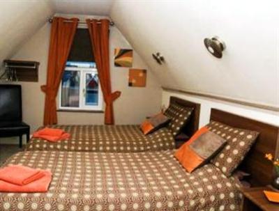 фото отеля Normanby Guesthouse
