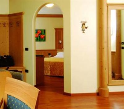 фото отеля Lido Hotel & Apartments