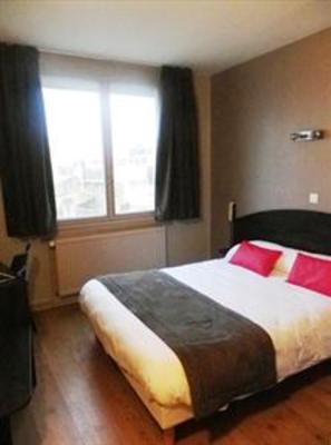 фото отеля Hotel Du Port Les Sables-d'Olonne