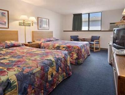 фото отеля Super 8 Motel North Cliff Sioux Falls