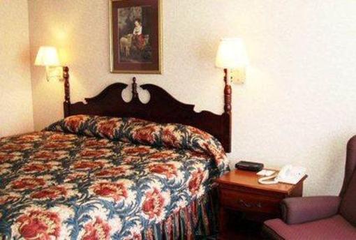 фото отеля Rodeway Inn & Suites Tupelo