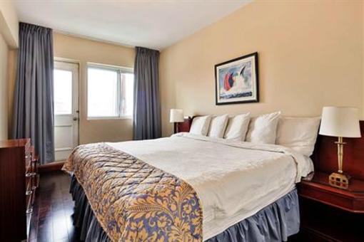 фото отеля Sunset Suites Montreal