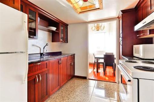 фото отеля Sunset Suites Montreal