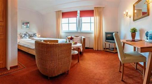 фото отеля Hotel zum Kuhhirten