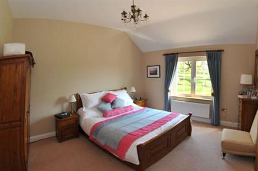 фото отеля Paddock Bed and Breakfast Haverfordwest