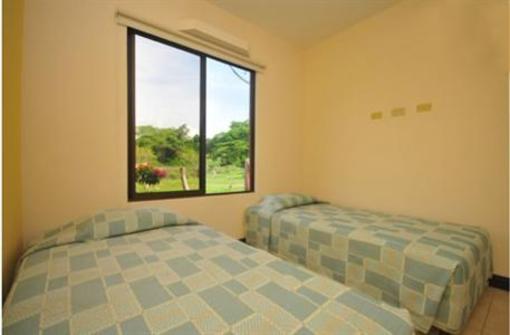 фото отеля Playa Potrero Apartments