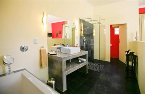 фото отеля 4 Heaven Guesthouse