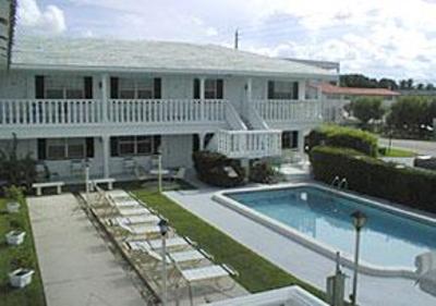 фото отеля Carriage House Resort Motel