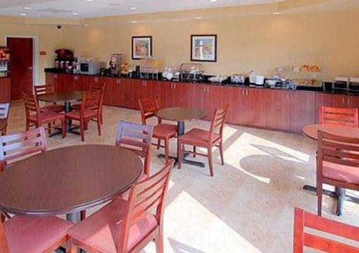 фото отеля Comfort Suites Atlanta Airport