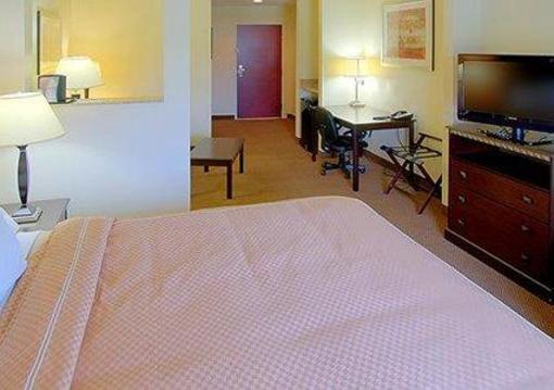 фото отеля Comfort Suites Atlanta Airport