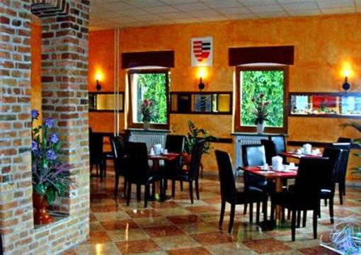 фото отеля Hotel Zentral Neu-Isenburg