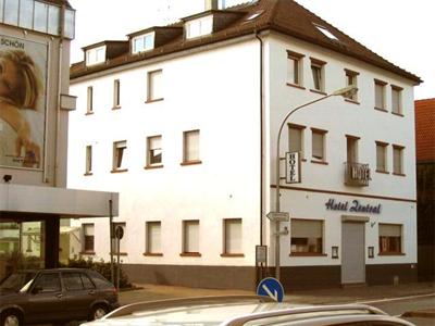 фото отеля Hotel Zentral Neu-Isenburg