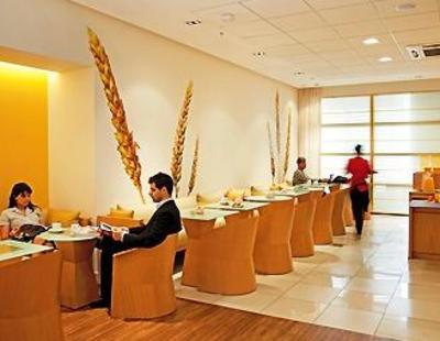 фото отеля Hotel Ibis Buenos Aires Obelisco