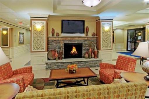 фото отеля Holiday Inn Express Hotel & Suites Midtown