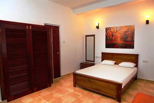 фото отеля Roy Villa Beach Hotel