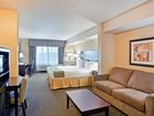 фото отеля Holiday Inn Express Hotel & Suites Lynnwood