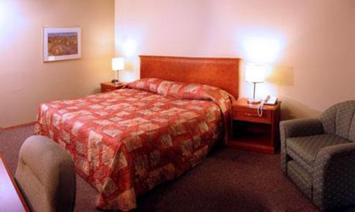 фото отеля Colonial Square Motel