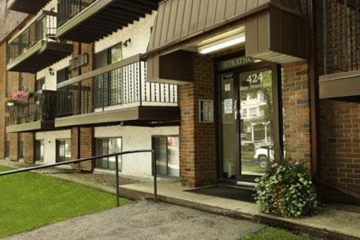 фото отеля Colonial Square Motel