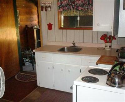 фото отеля Chalkley's Sandy Bay Cottage Resort