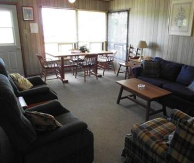 фото отеля Chalkley's Sandy Bay Cottage Resort
