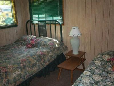 фото отеля Chalkley's Sandy Bay Cottage Resort