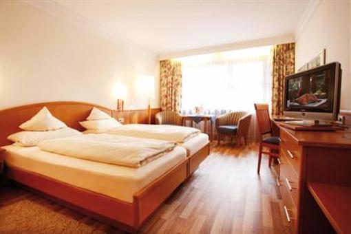 фото отеля Hotel Quellenhof