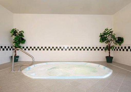 фото отеля Lincoln Comfort Suites