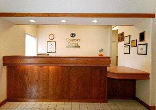 фото отеля Lincoln Comfort Suites