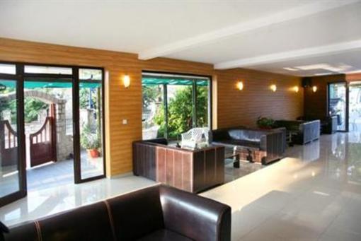 фото отеля Family Hotel Kosko