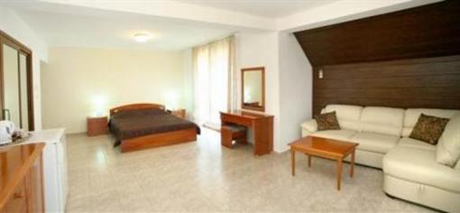 фото отеля Family Hotel Kosko
