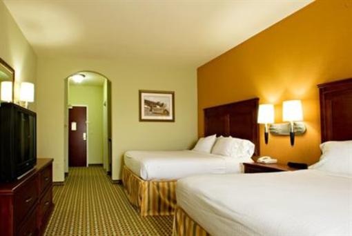 фото отеля Holiday Inn Express Hotel & Suites Amarillo East