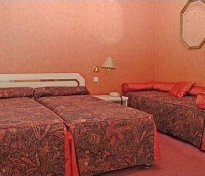 фото отеля La Licorne Hotel Nice