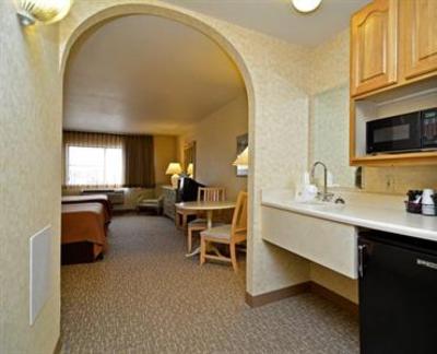 фото отеля BEST WESTERN West Hills Inn