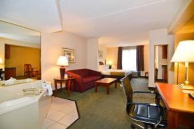 фото отеля BEST WESTERN West Hills Inn